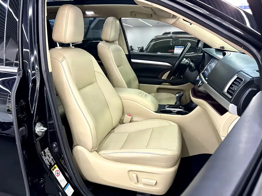Toyota Highlander 2016 — фото 21