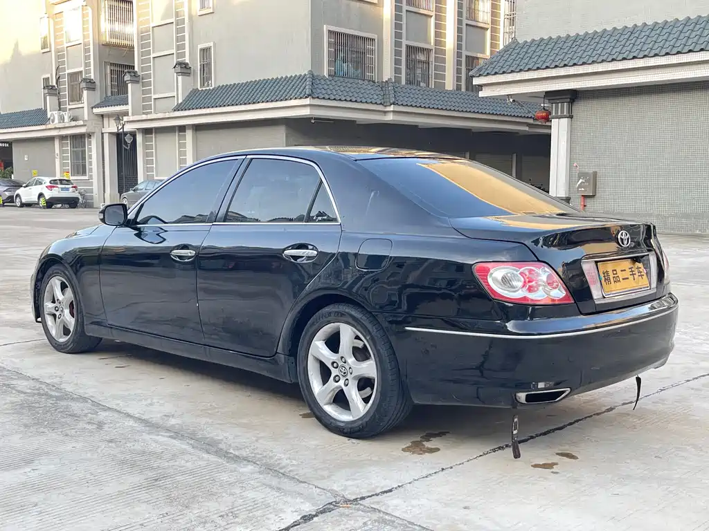 Toyota Reiz 2009