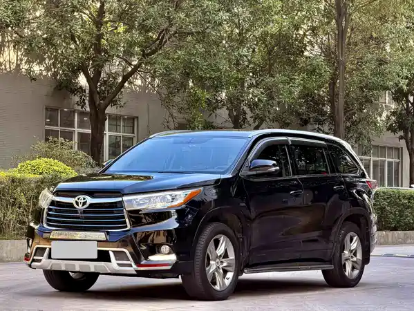 Toyota Highlander 2016