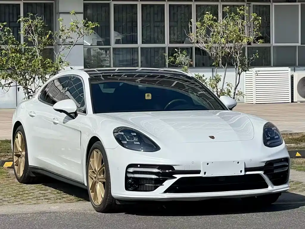 Porsche Panamera 2022 — фото 3