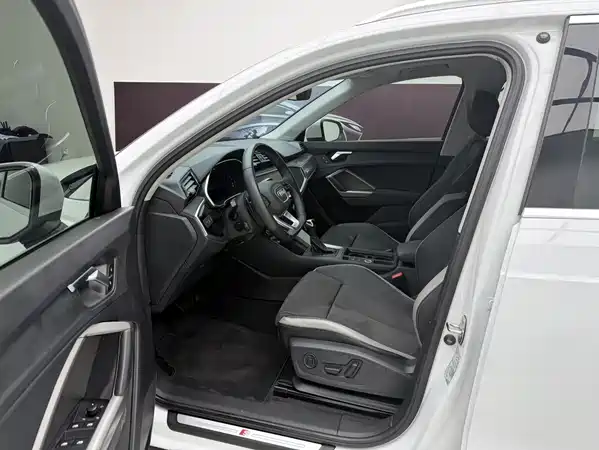 Audi Q3 2023