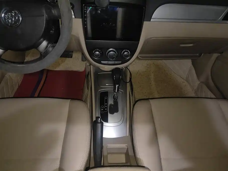 Buick Excelle 2014 — фото 16