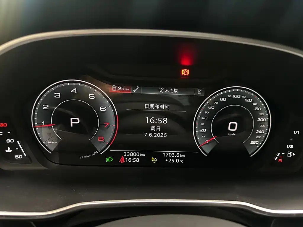Audi Q3 2022 — фото 15