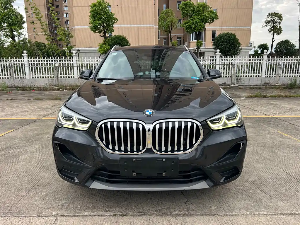 BMW X1 2021 — фото 2