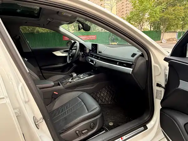 Audi A4L 2019