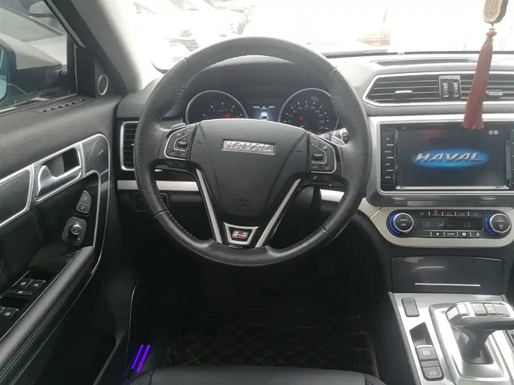 Haval H6 Coupe 2017 — фото 11