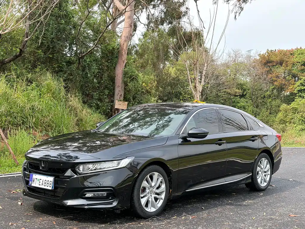 Honda Accord 2021 — фото 1