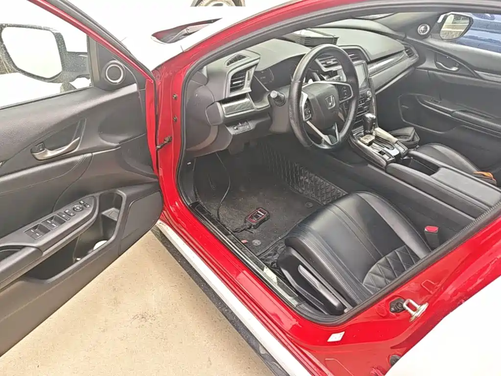 Honda Civic 2021 — фото 16