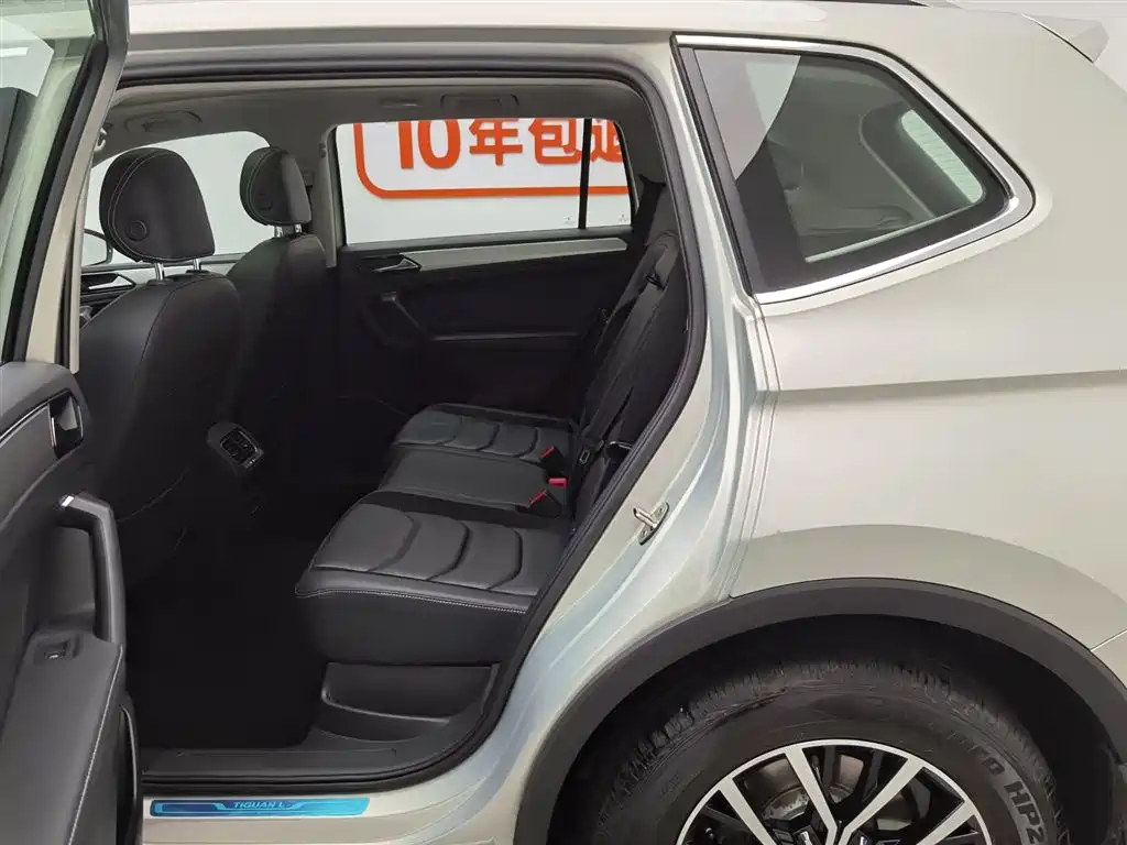 Volkswagen Tiguan L 2018 — фото 15