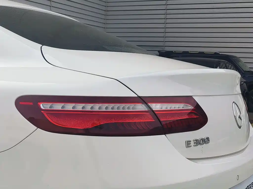 Mercedes-Benz E-Class 2019 — фото 9