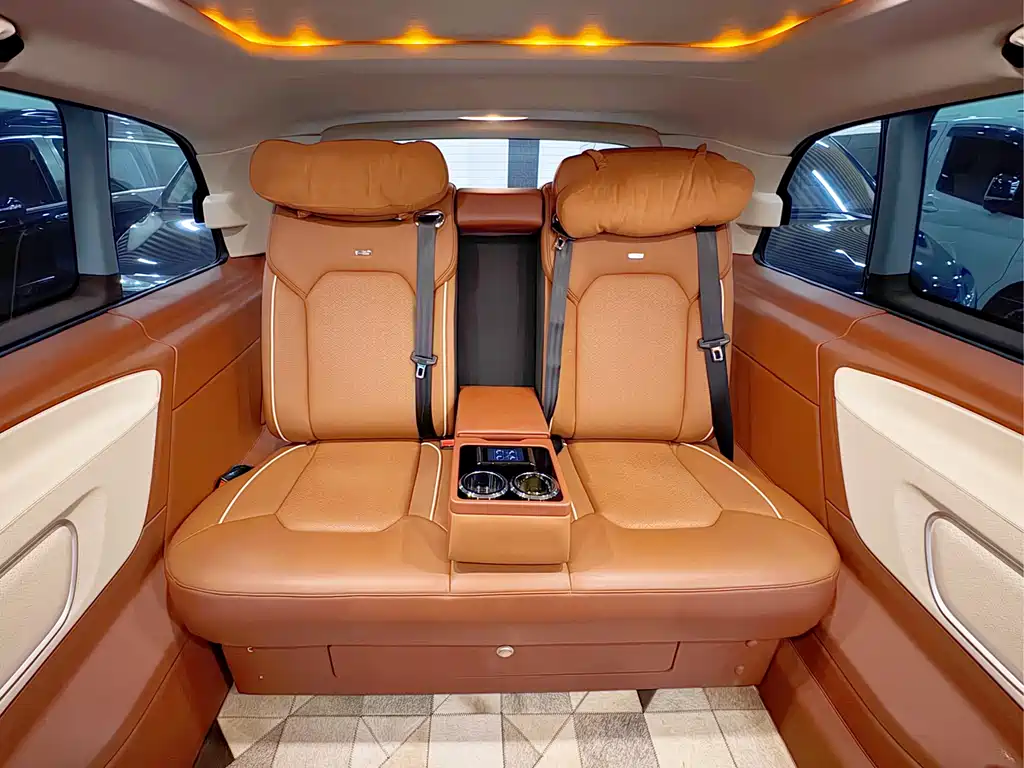 Mercedes-Benz Vito 2020 — фото 12