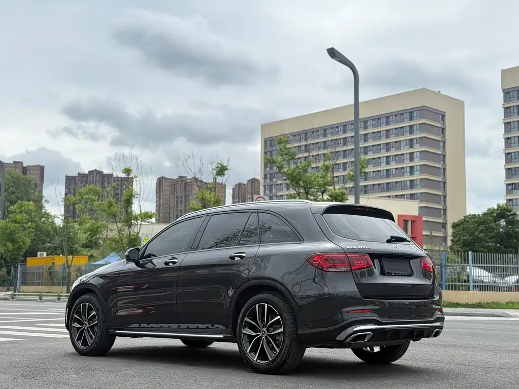 Mercedes-Benz GLC 2021