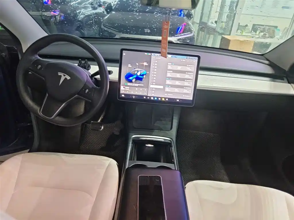 Tesla Model Y 2023 — фото 6