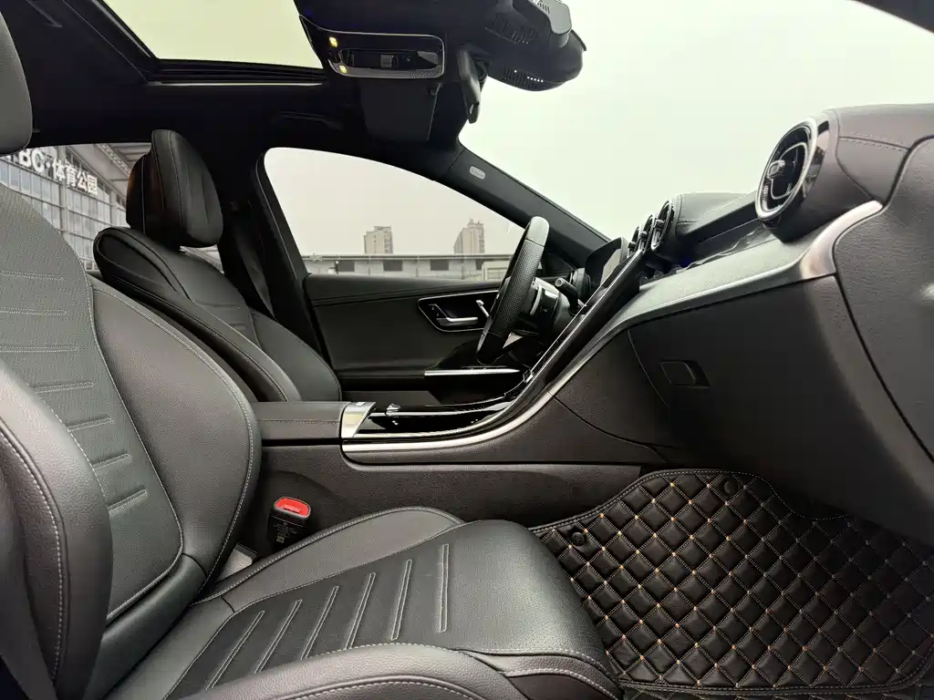 Mercedes-Benz C-Class 2022 — фото 13