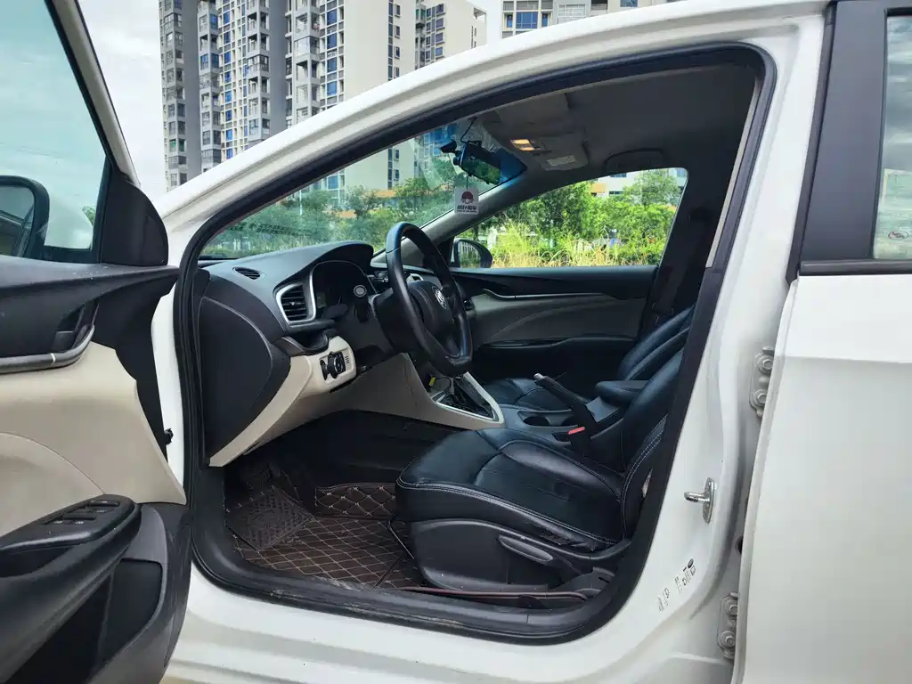 Buick Excelle 2019