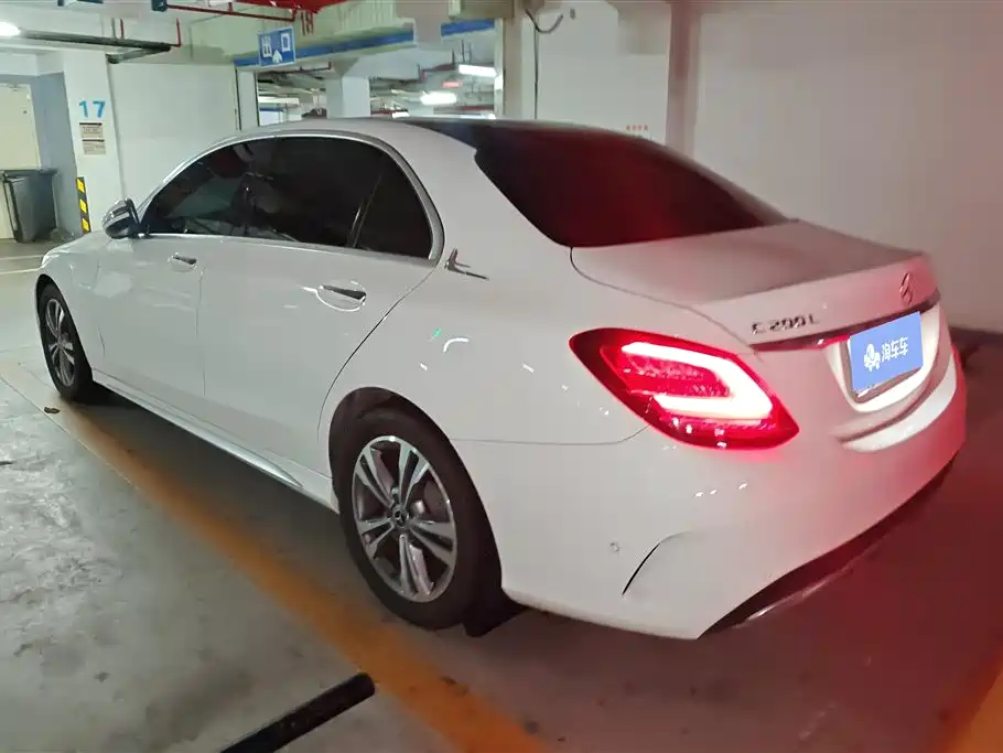Mercedes-Benz C-Class 2022