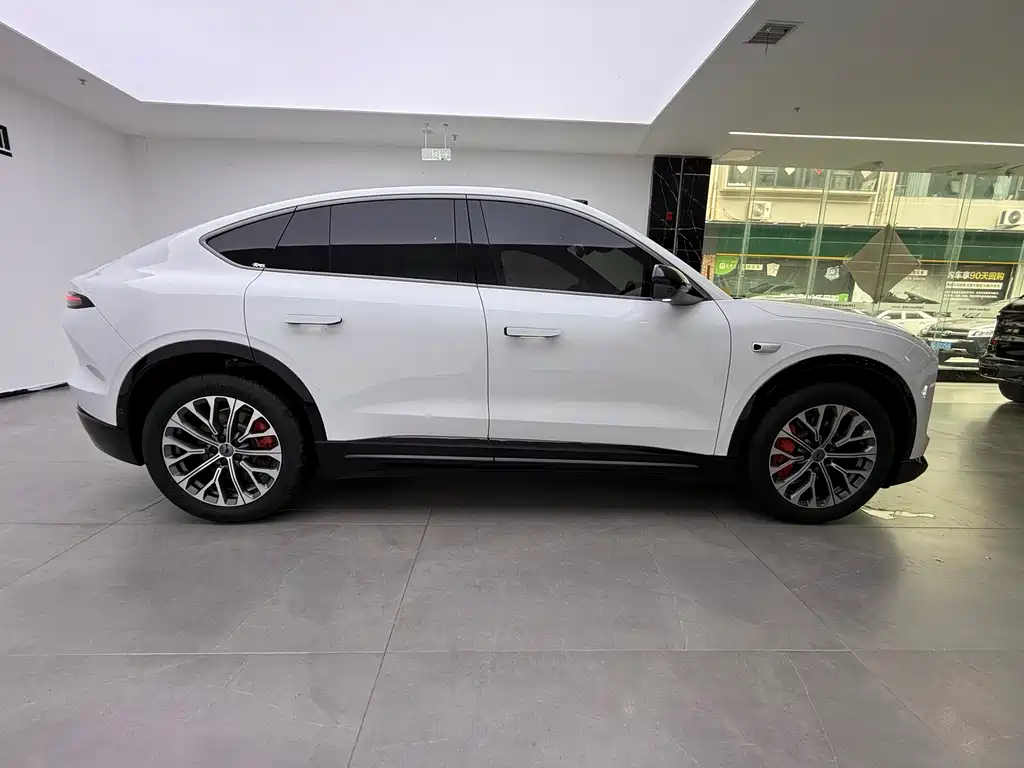 NIO EC6 2025
