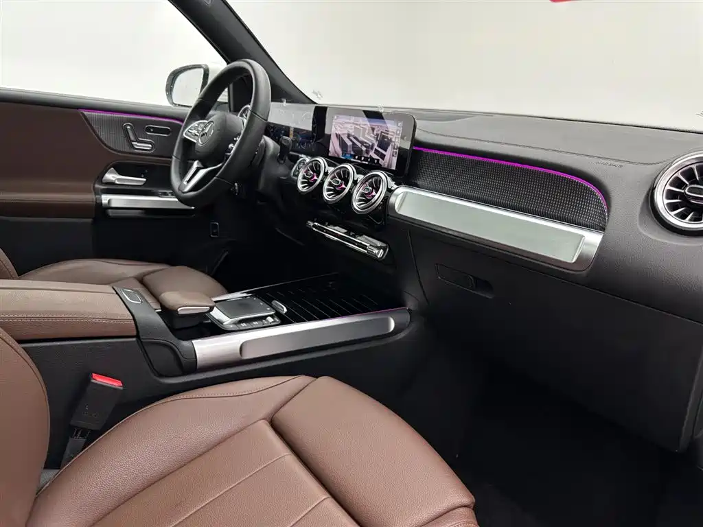 Mercedes-Benz GLB 2021 — фото 17
