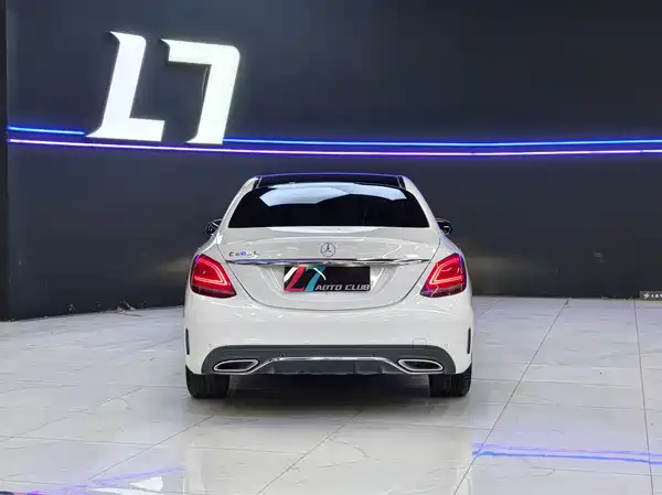 Mercedes-Benz C-Class 2021