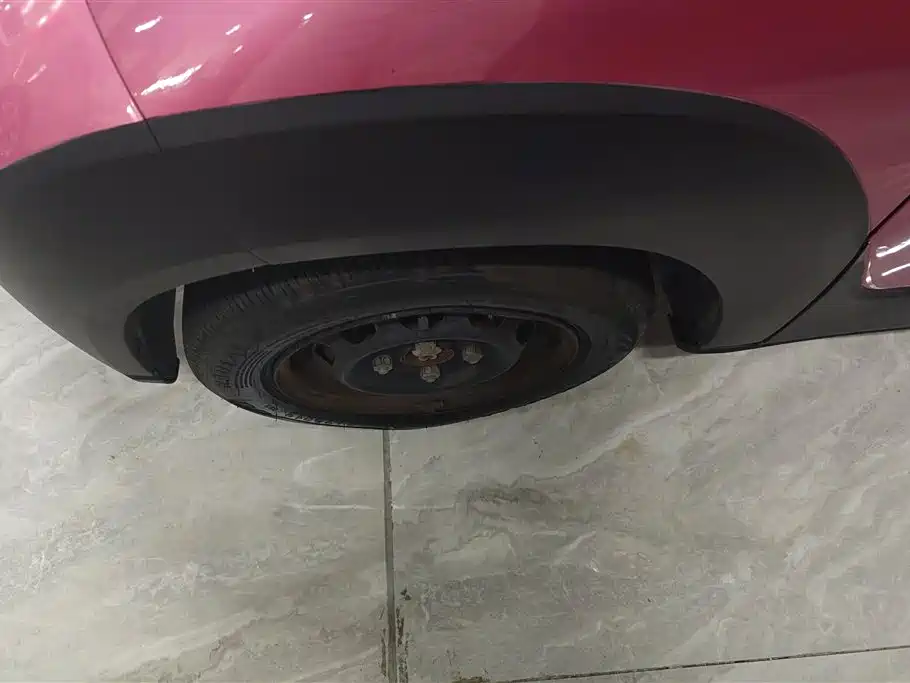 Baojun E100 2020