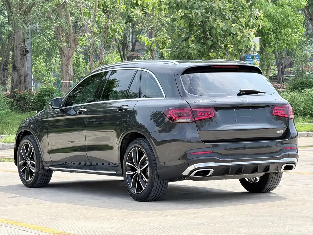 Mercedes-Benz GLC 2021