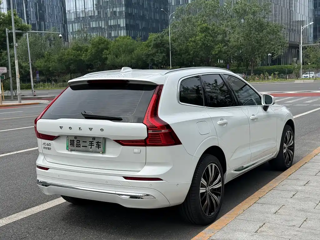 Volvo XC60 PHEV 2021 — фото 7