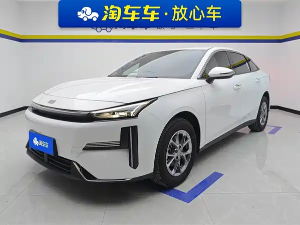 Geely Galaxy L6 2025