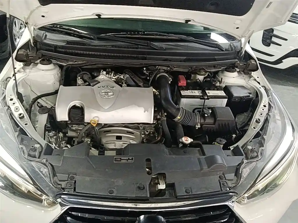 Toyota Yaris L 2020 — фото 20