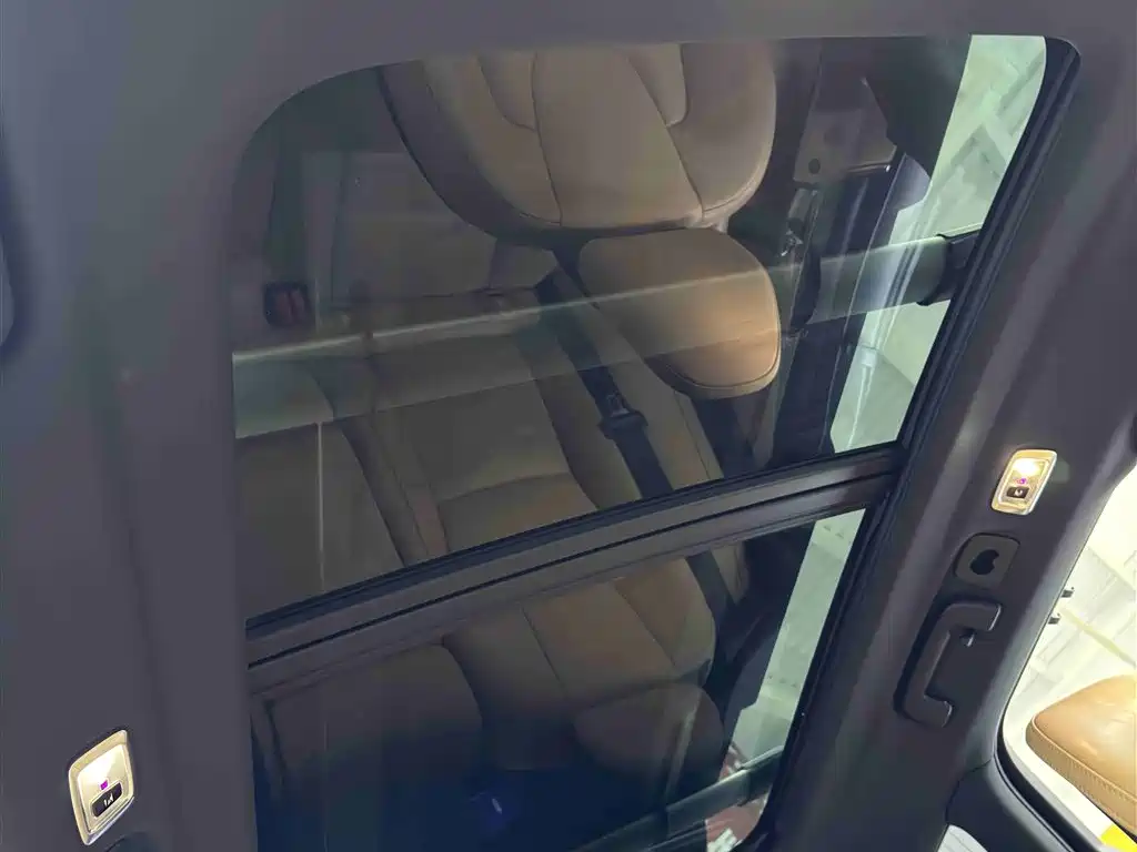 Volvo V90 2017 — фото 16