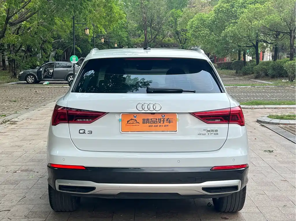 Audi Q3 2022 — фото 15