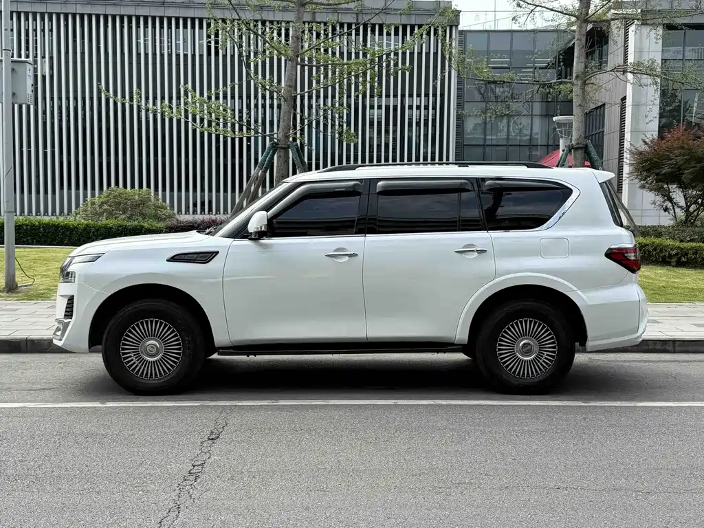 Nissan Patrol 2020 — фото 4
