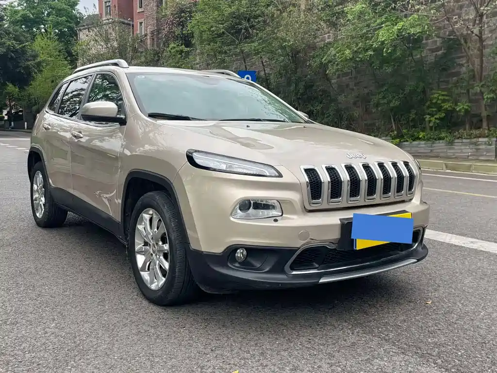 Jeep Cherokee 2015 — фото 2