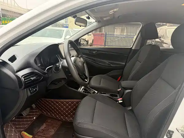 Hyundai Yuedong 2018