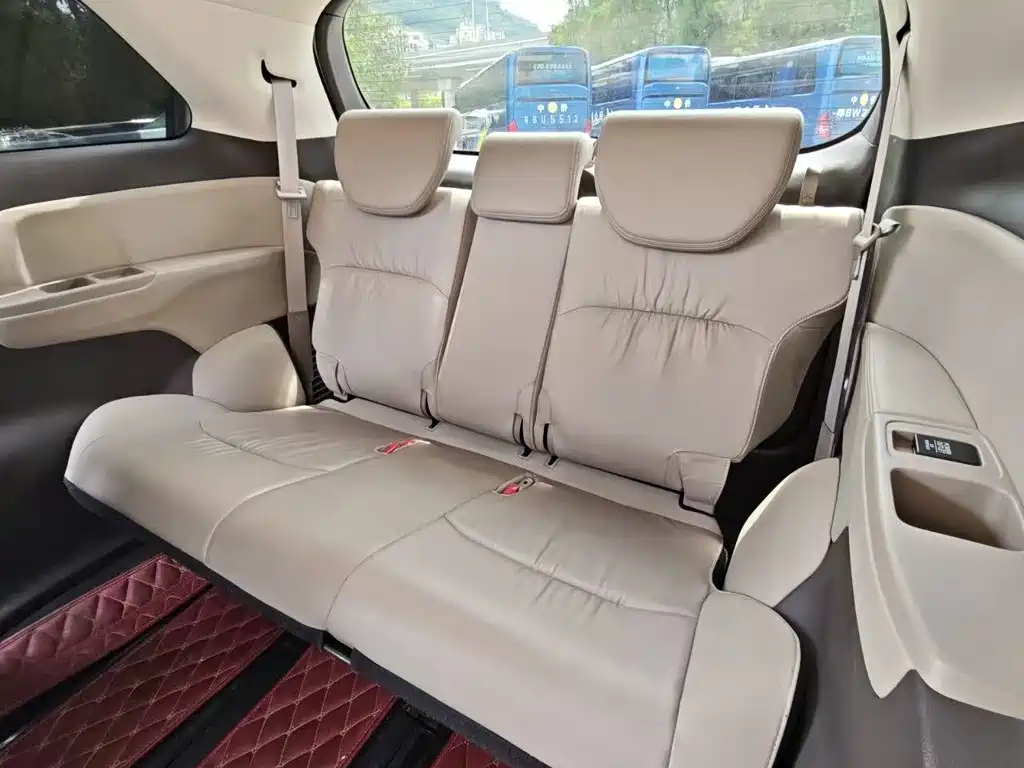 Honda Odyssey 2015 — фото 10