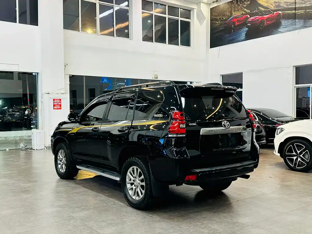 Toyota Prado 2019 — фото 4