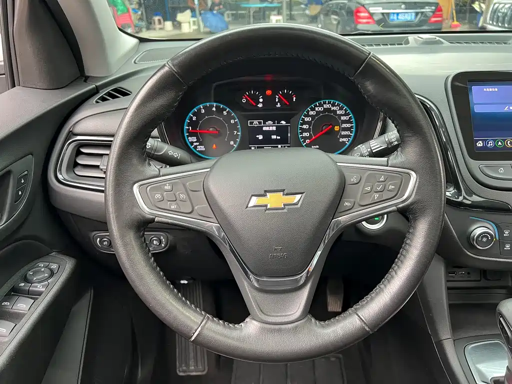 Chevrolet Equinox 2021 — фото 10