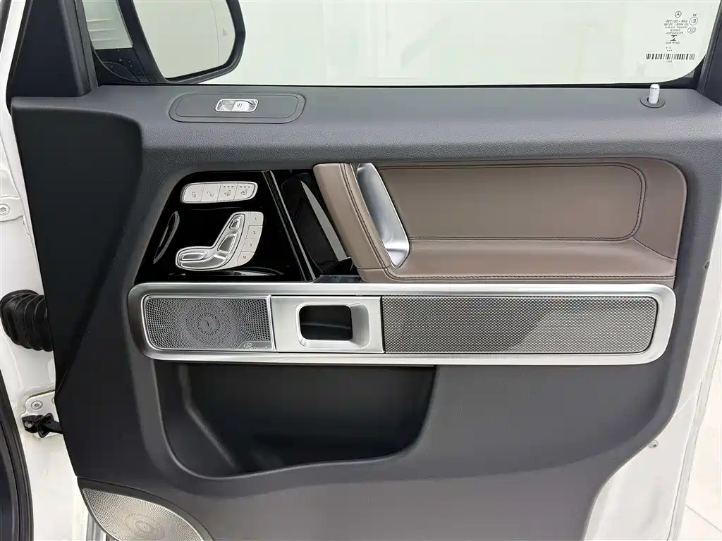 Mercedes-Benz G-Class 2022 — фото 21
