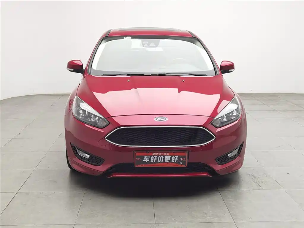 Ford Focus 2015 — фото 3