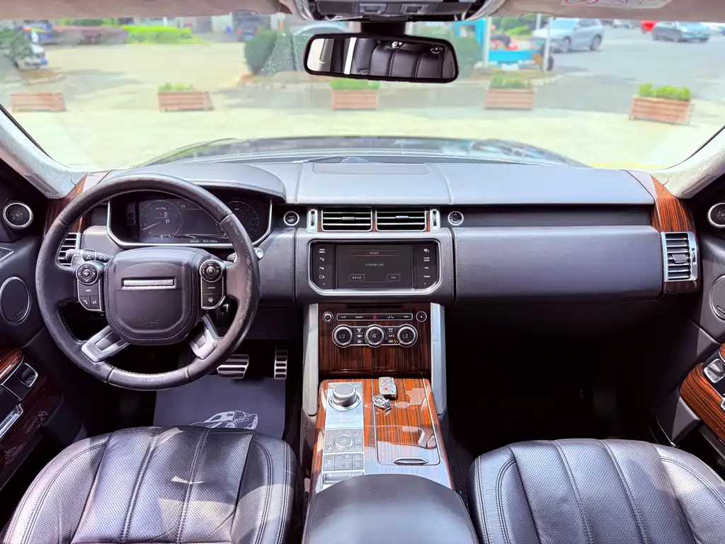 Land Rover Range Rover 2015 — фото 12