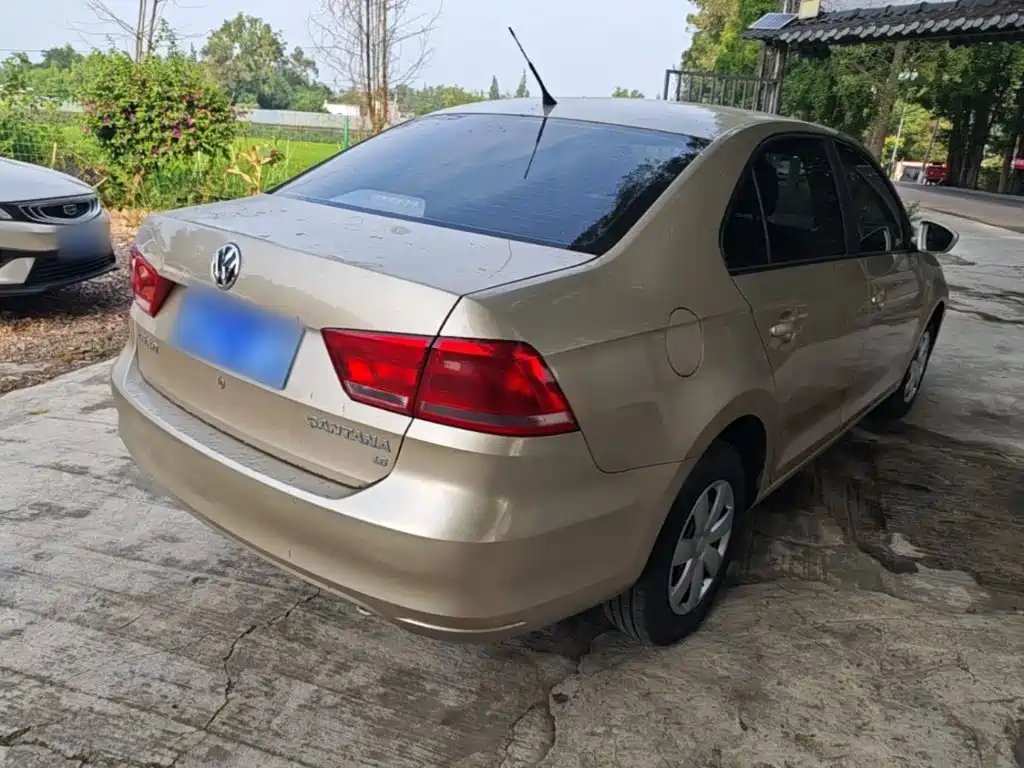Volkswagen Santana 2015