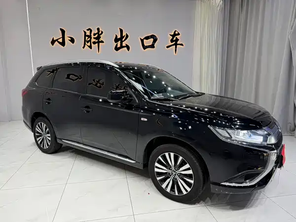 Mitsubishi Outlander 2022
