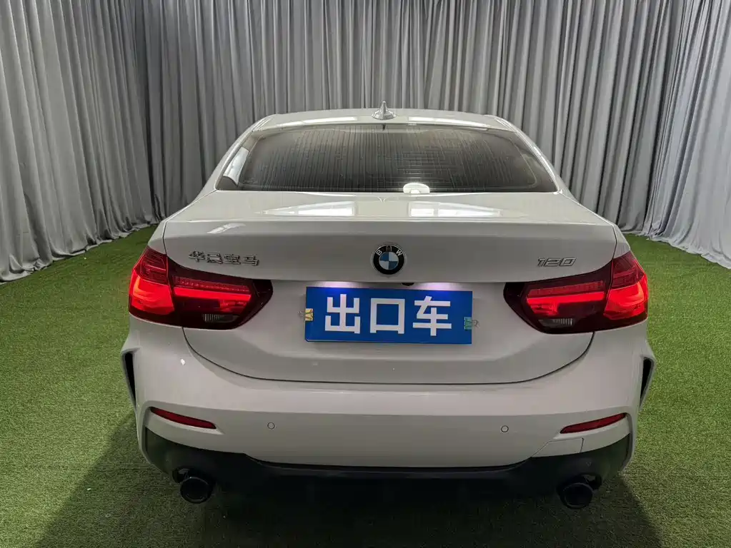 BMW 1 Series 2023