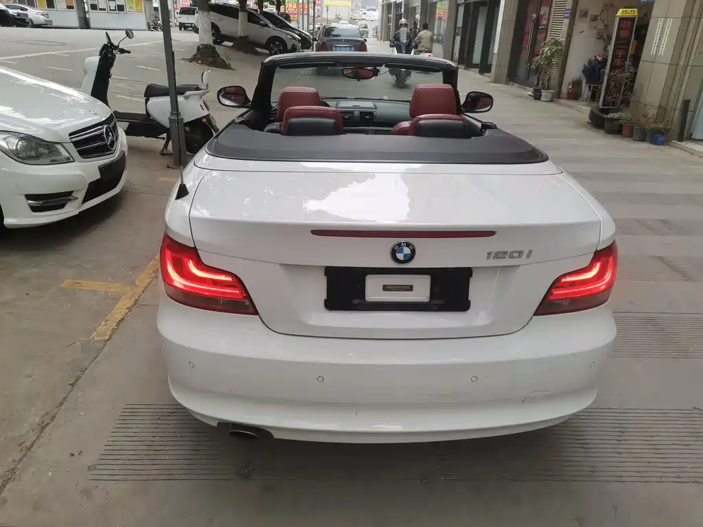 BMW 1 Series 2014 — фото 14