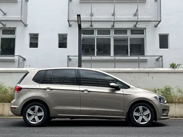 Volkswagen Golf Jialu 2016