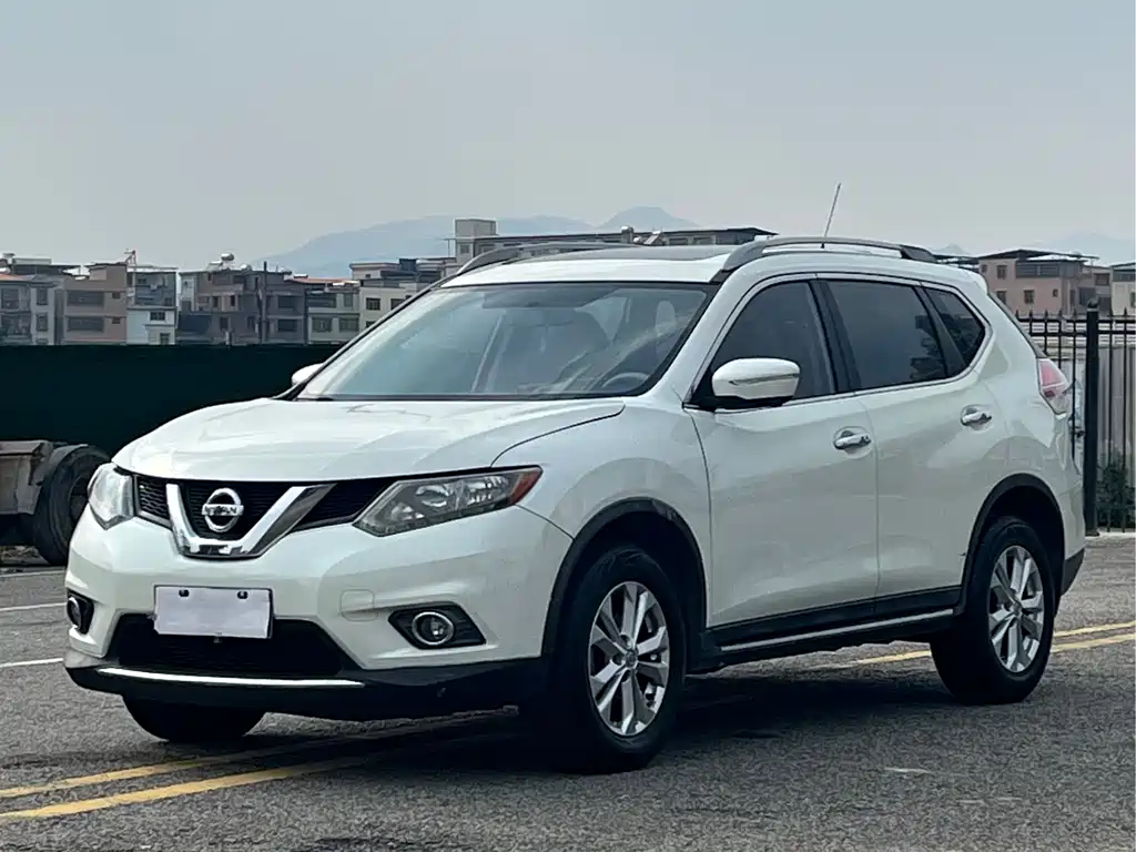 Nissan X-Trail 2015