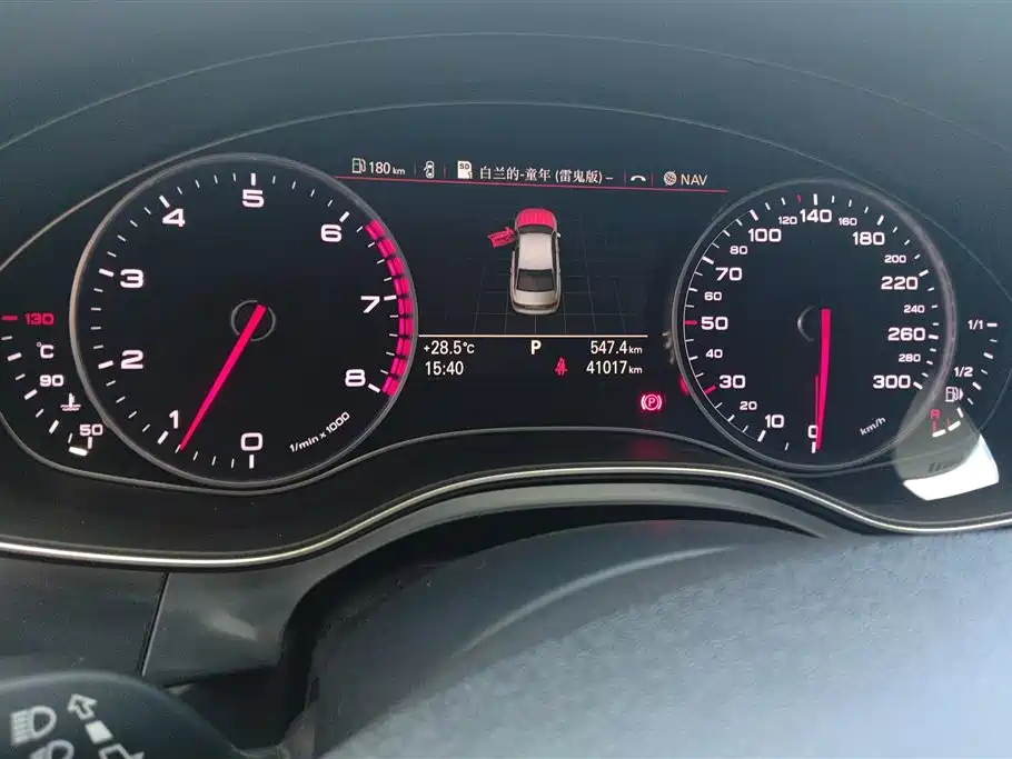 Audi A6L 2014 — фото 14