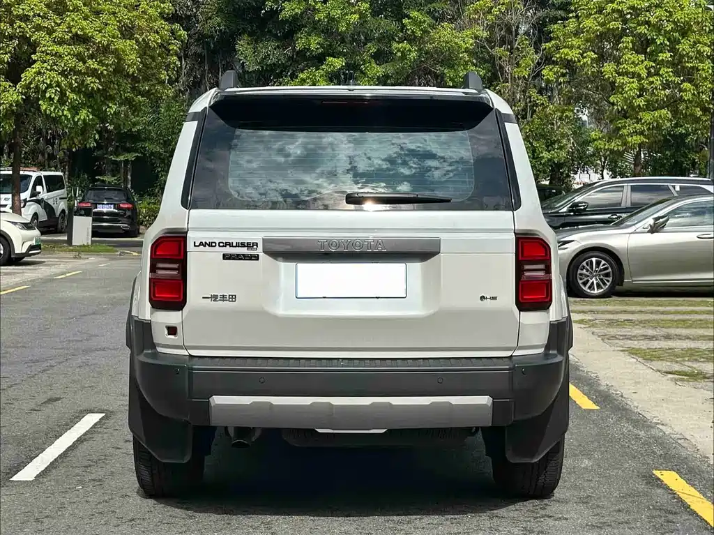 Toyota Prado 2025