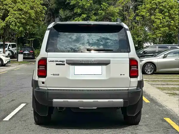 Toyota Prado 2025