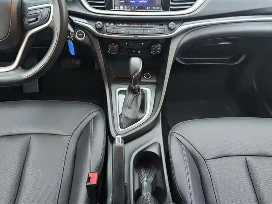 Buick Excelle 2020 — фото 16