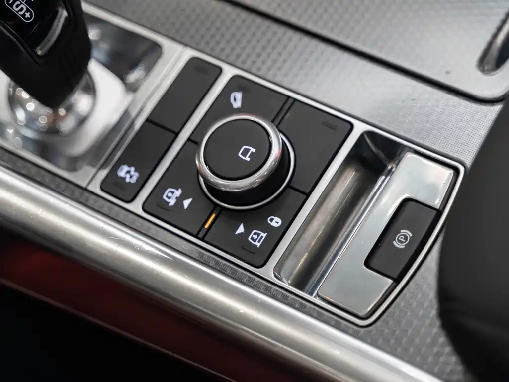 Land Rover Range Rover Sport 2019 — фото 17